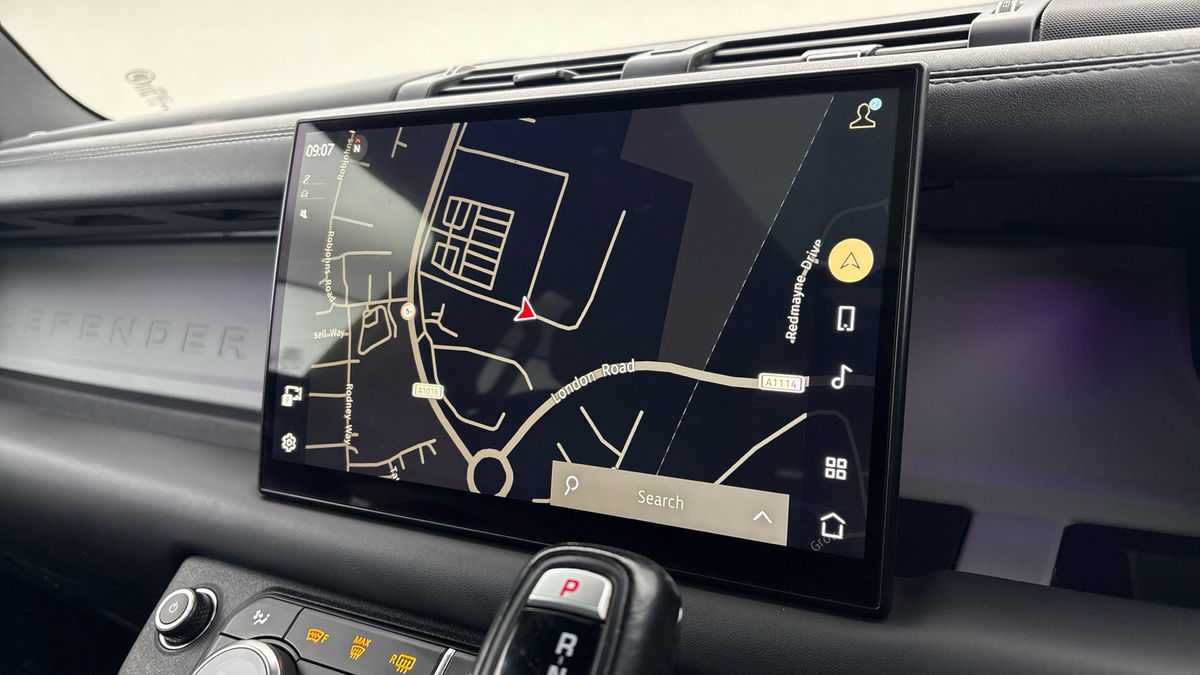 Used Land Rover Defender 2022 for sale - 77655946: Photo 17