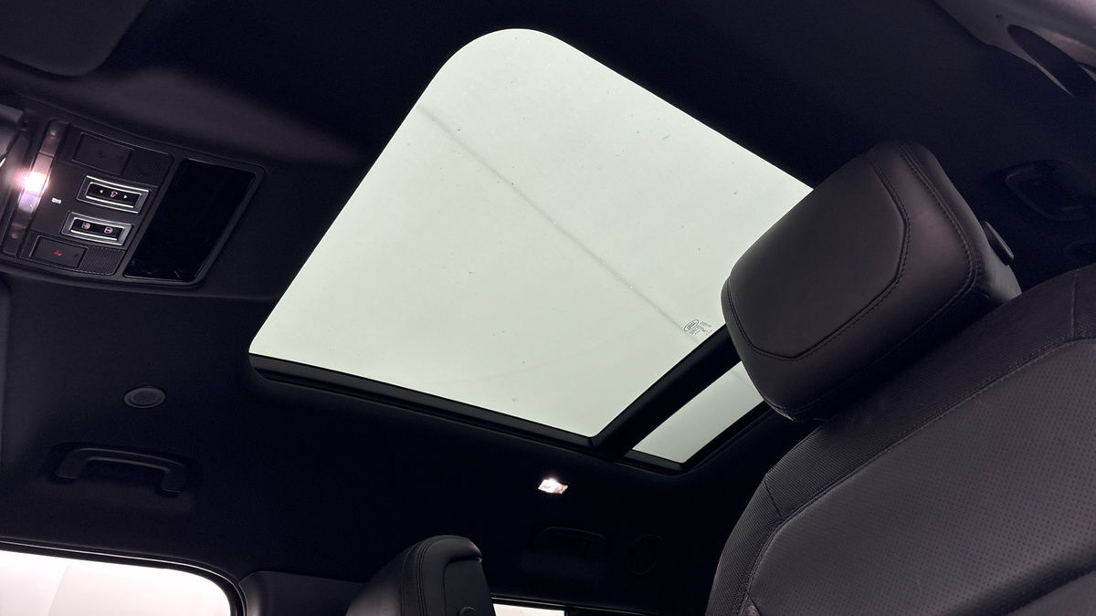 Used Land Rover Defender 2022 for sale - 77655946: Photo 6