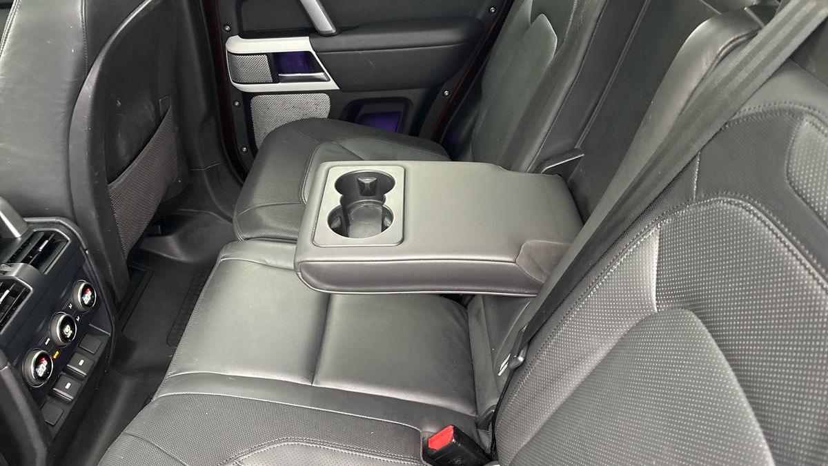 Used Land Rover Defender 2022 for sale - 77655946: Photo 9