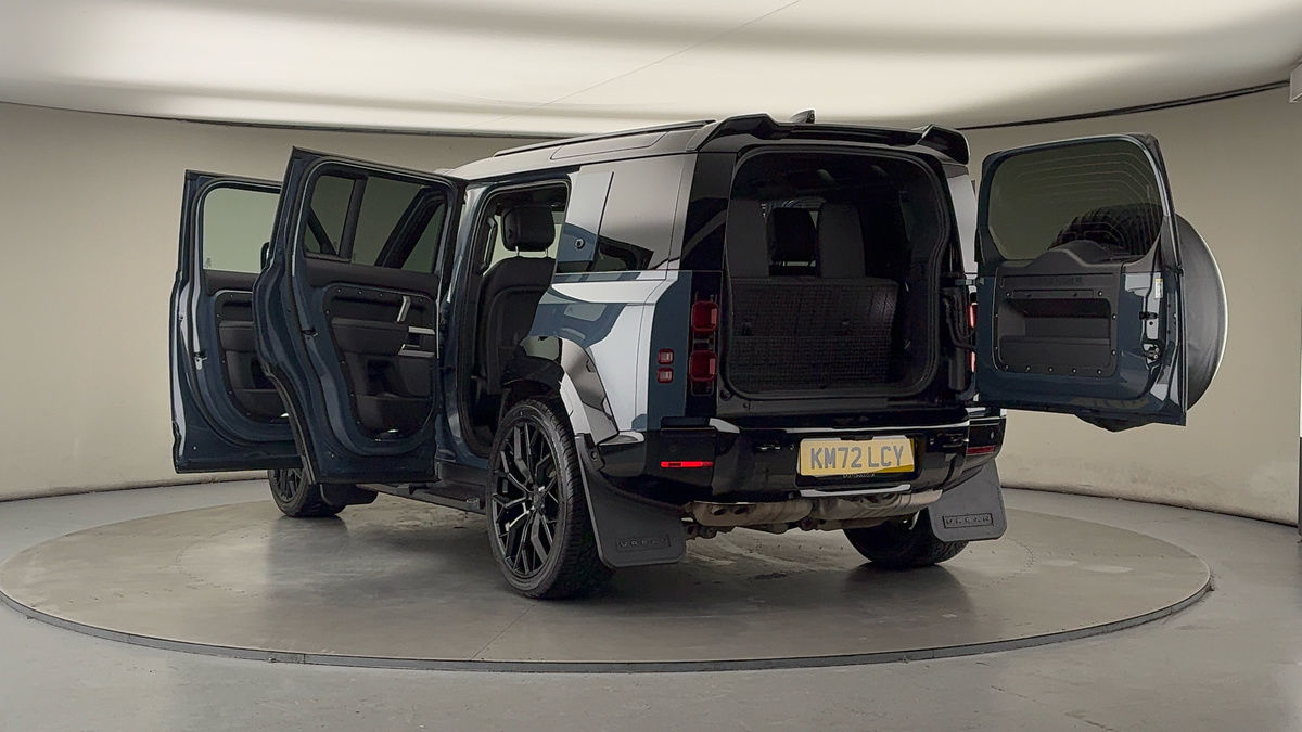 Used Land Rover Defender 110 2022 for sale - 76821423: Photo 23