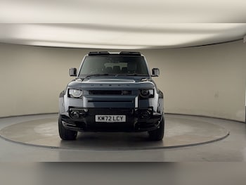 Used Land Rover Defender 110 2022 for sale - 76821423: Photo