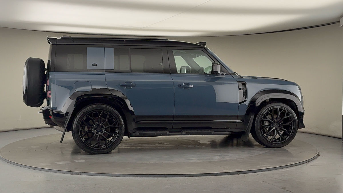 Used Land Rover Defender 110 2022 for sale - 76821423: Photo 41