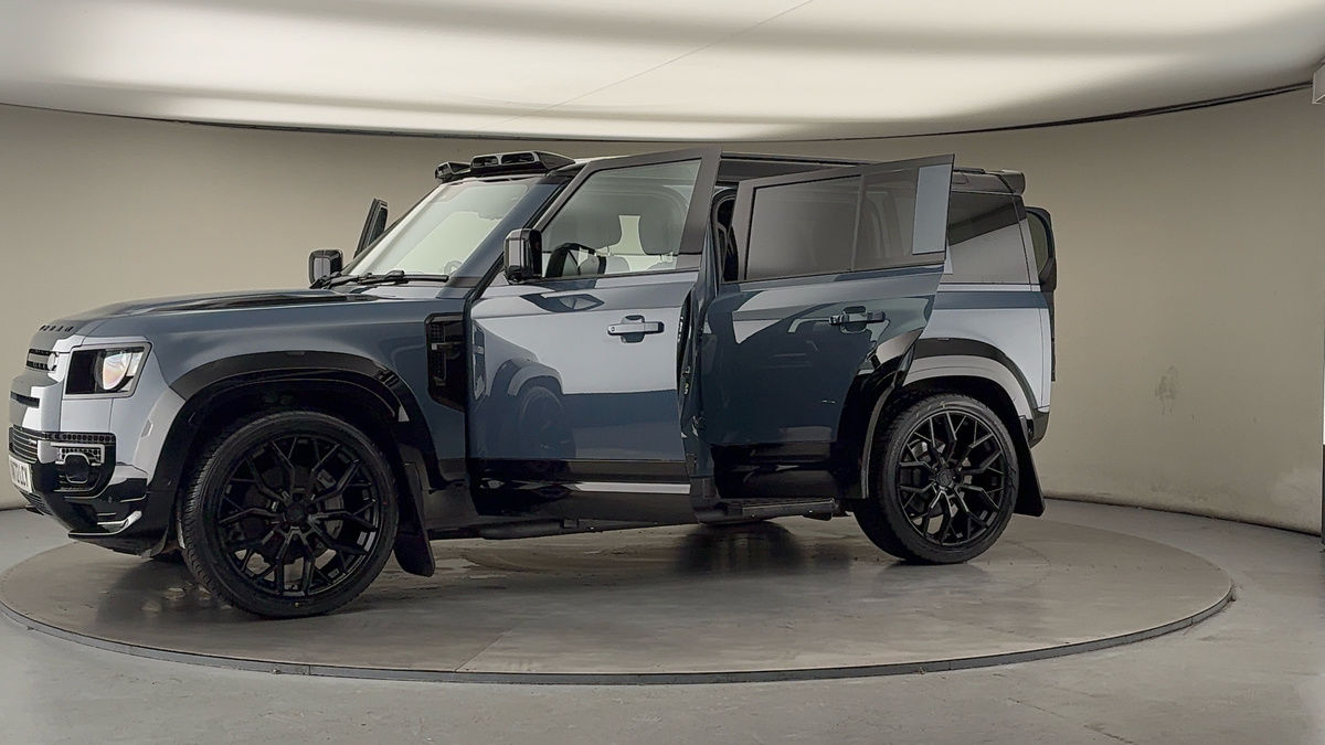 Used Land Rover Defender 110 2022 for sale - 76821423: Photo 52