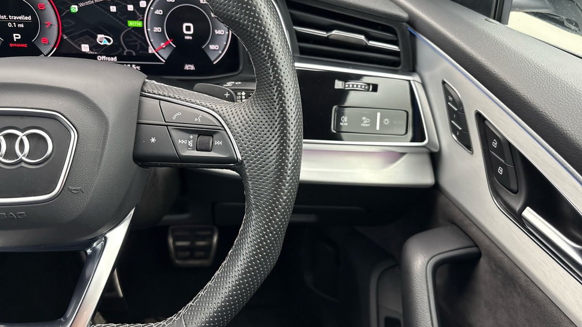 Used Audi Q8 2022 for sale - 76510576: Photo 14
