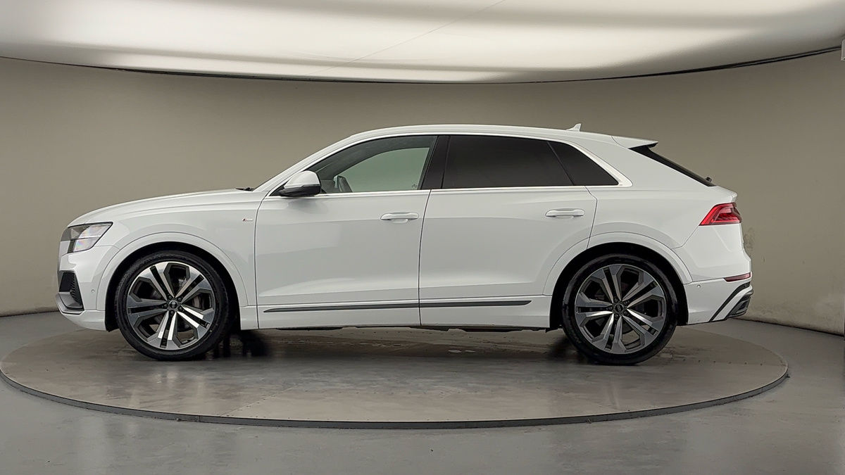 Used Audi Q8 2022 for sale - 76510576: Photo 15