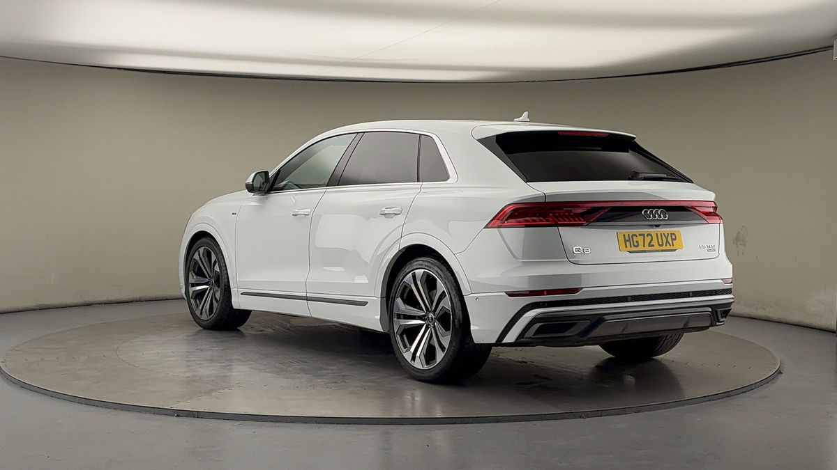 Used Audi Q8 2022 for sale - 76510576: Photo 2