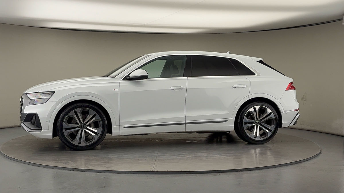 Used Audi Q8 2022 for sale - 76510576: Photo 28