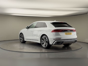 Used Audi Q8 2022 for sale - 76510576: Photo