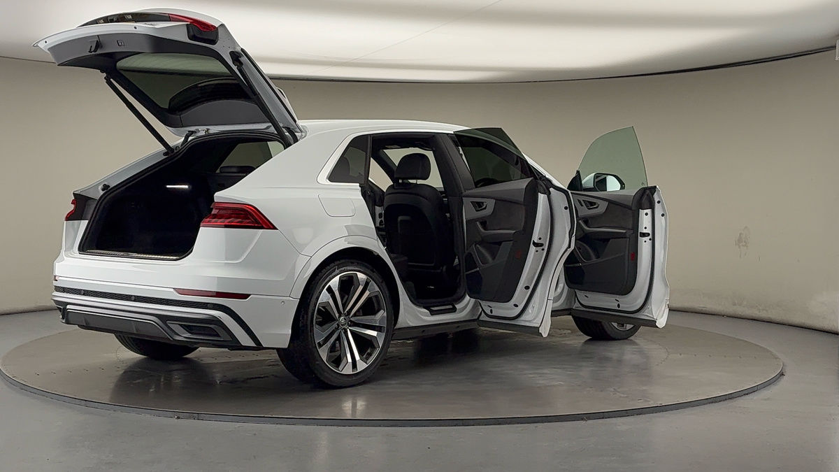 Used Audi Q8 2022 for sale - 76510576: Photo 58