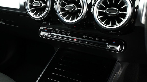 Used Mercedes-Benz GLB 2024 for sale - 75560595: Photo 12