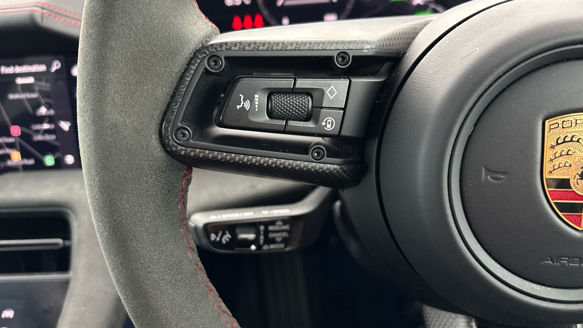 Used Porsche Taycan 2024 for sale - 77494462: Photo 13