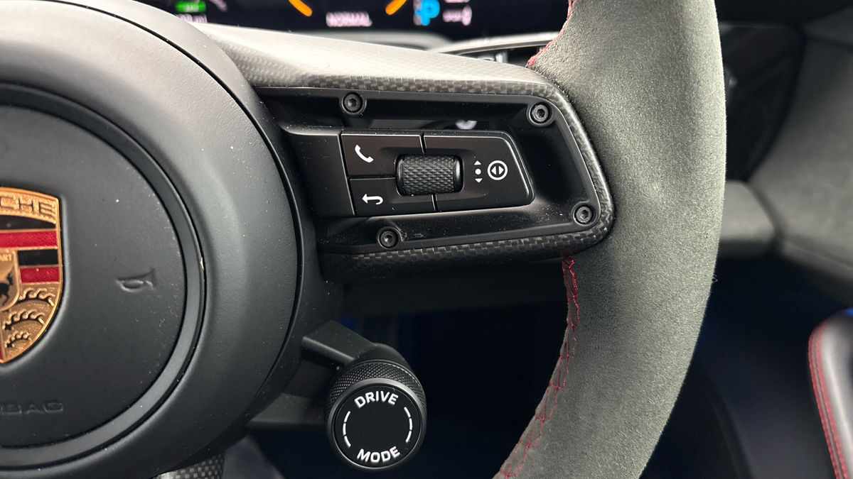 Used Porsche Taycan 2024 for sale - 77494462: Photo 14