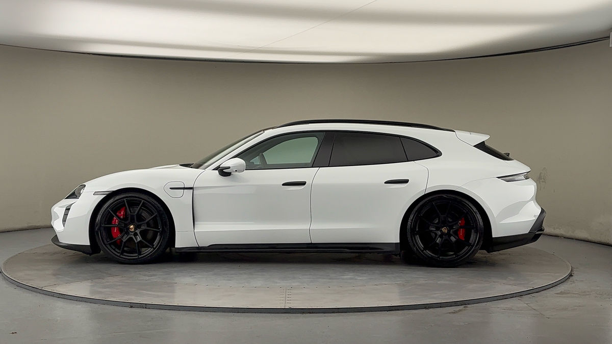 Used Porsche Taycan 2024 for sale - 77494462: Photo 15