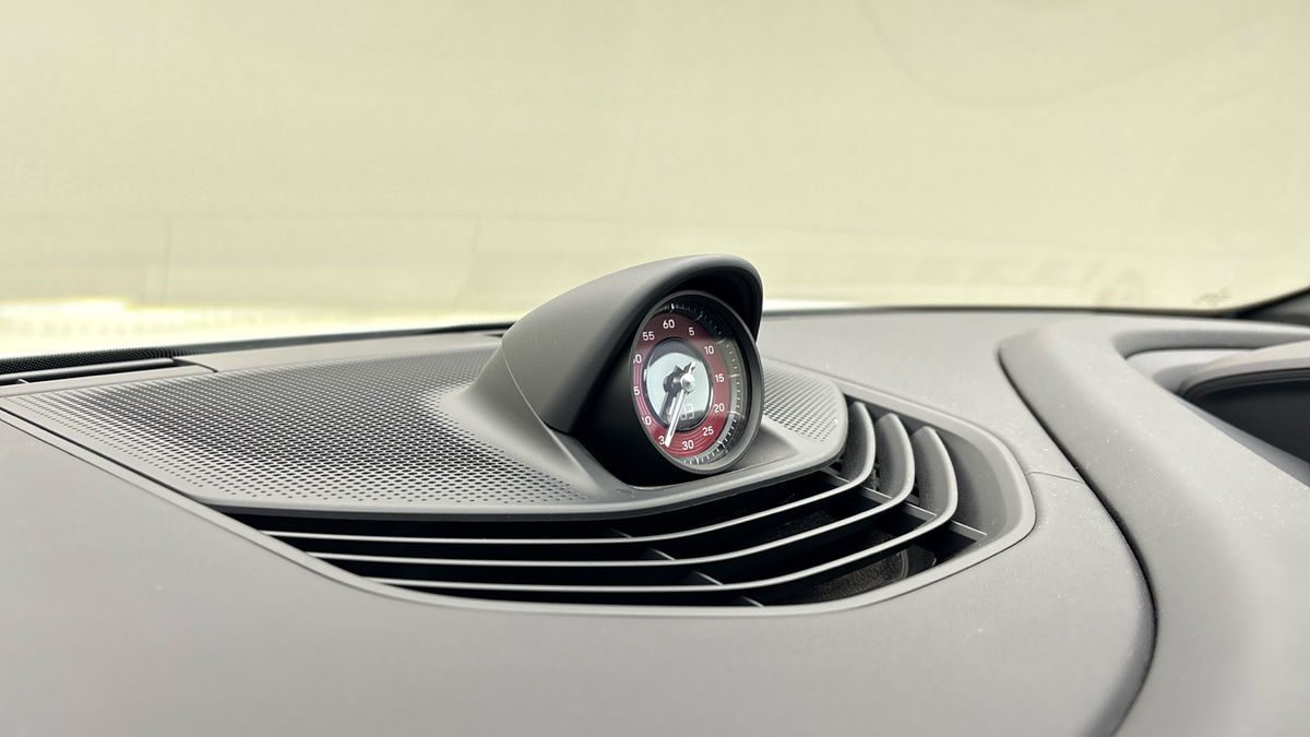 Used Porsche Taycan 2024 for sale - 77494462: Photo 27