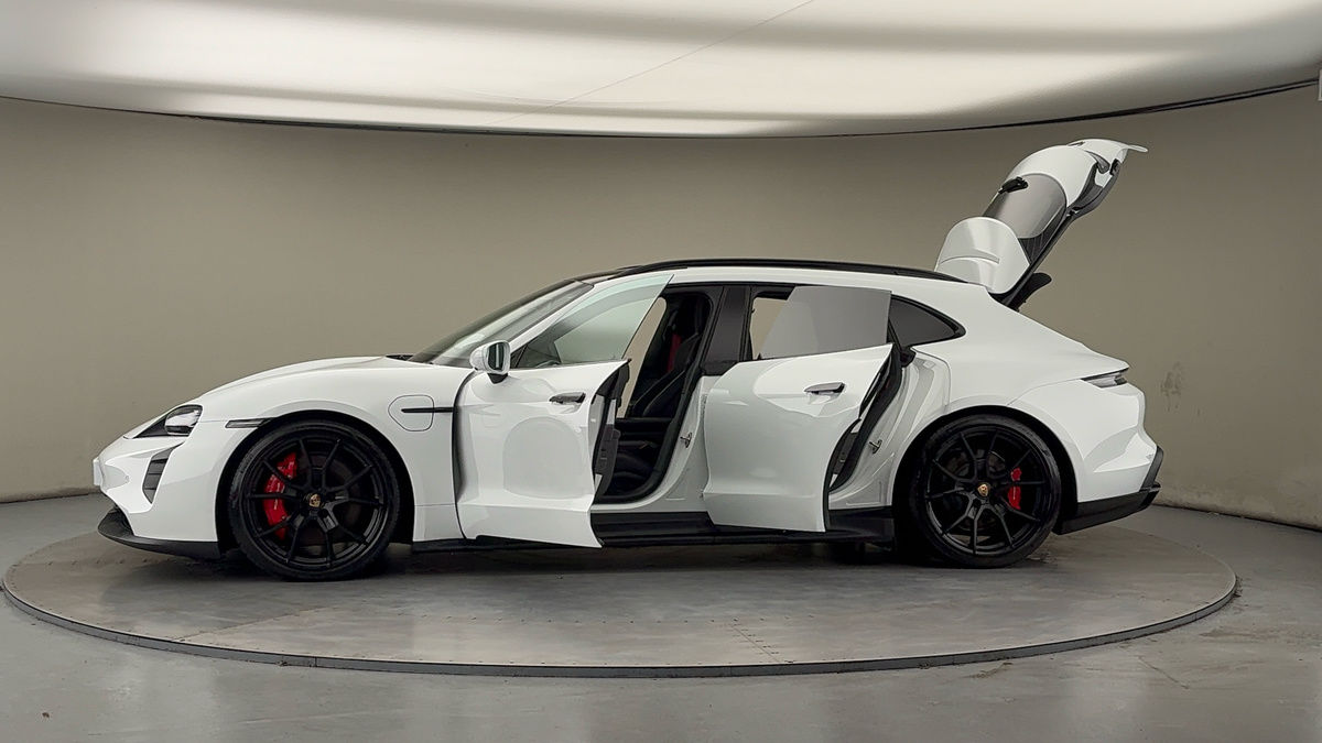 Used Porsche Taycan 2024 for sale - 77494462: Photo 50