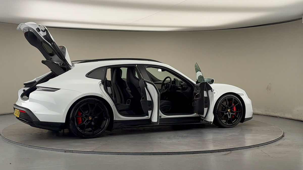 Used Porsche Taycan 2024 for sale - 77494462: Photo 60