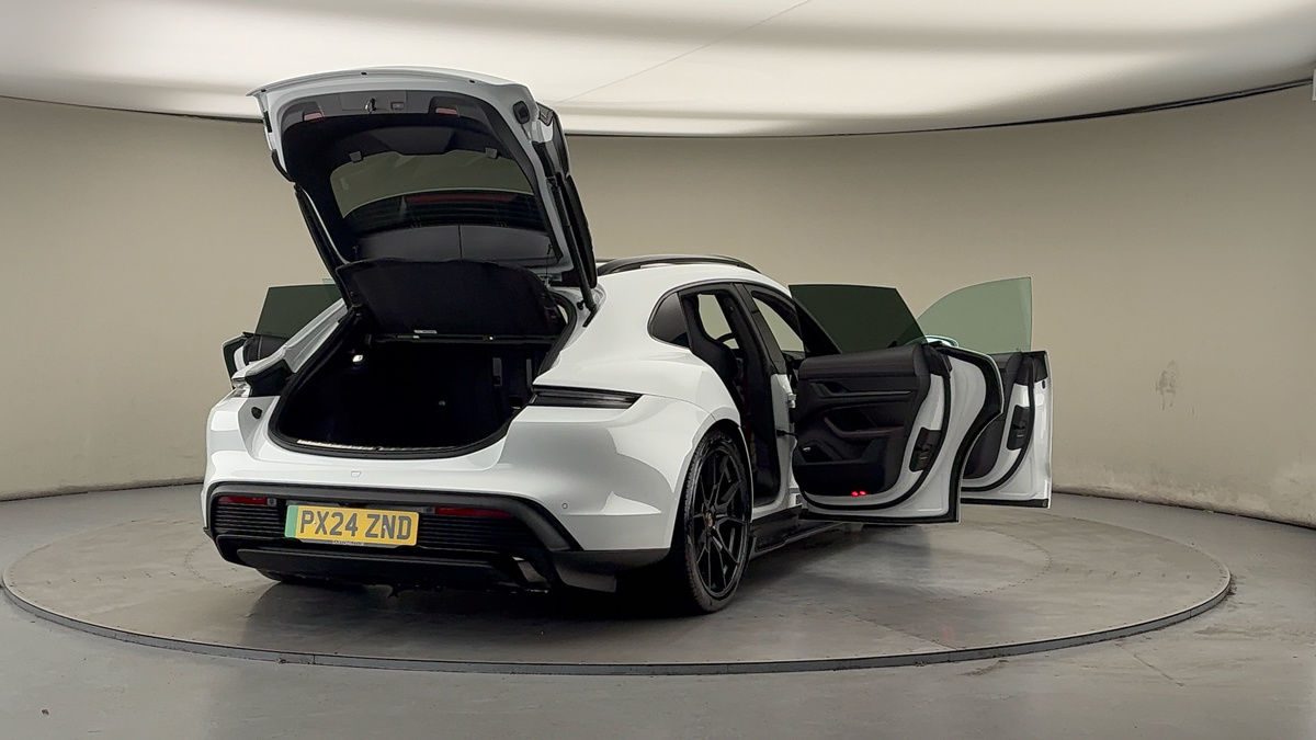 Used Porsche Taycan 2024 for sale - 77494462: Photo 62