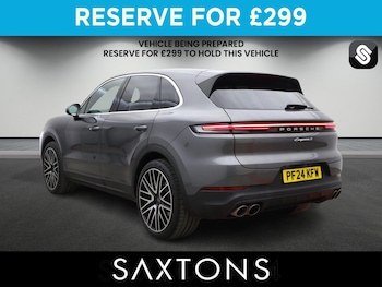 Used Porsche Cayenne 2024 for sale - 79316464: Photo