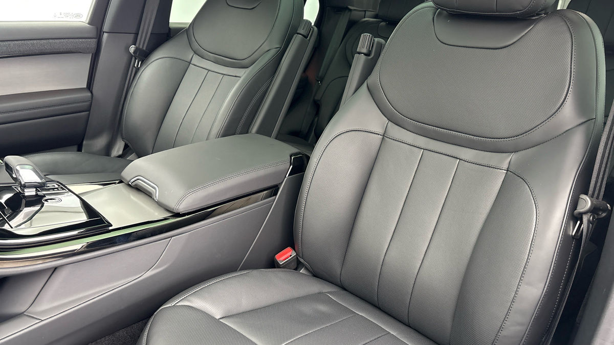 Used Land Rover Range Rover Sport 2025 for sale - 76040280: Photo 7