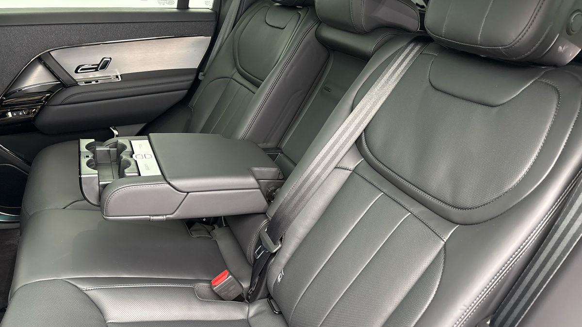 Used Land Rover Range Rover Sport 2025 for sale - 76040280: Photo 9