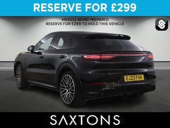 Used Porsche Cayenne 2023 for sale - 79236872: Photo