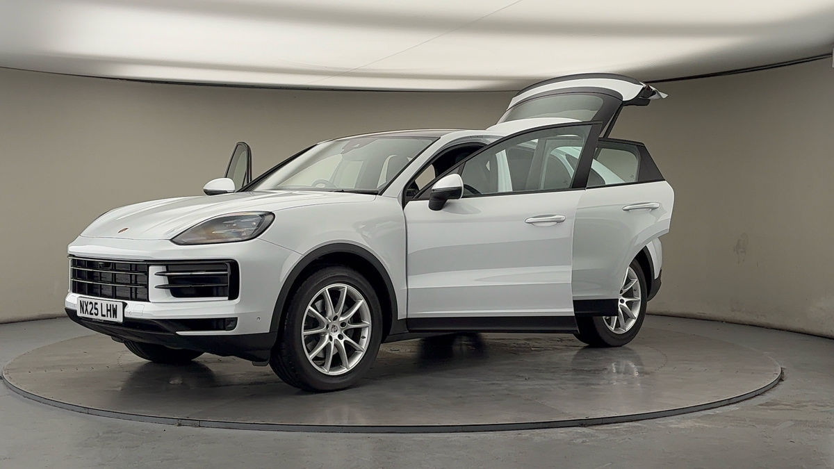 Used Porsche Cayenne 2025 for sale - 77749393: Photo 22