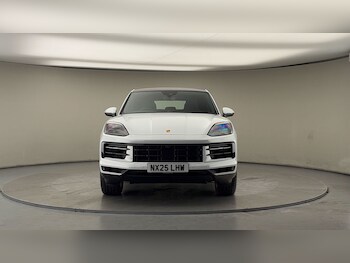 Used Porsche Cayenne 2025 for sale - 77749393: Photo