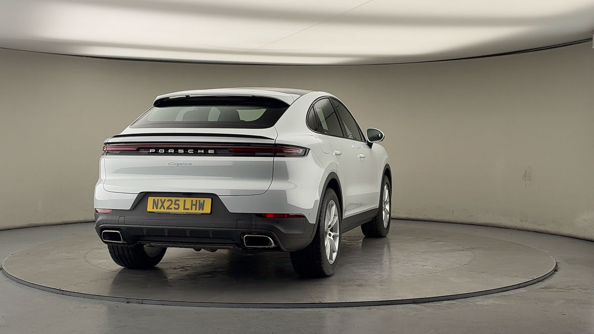 Used Porsche Cayenne 2025 for sale - 77749393: Photo 41