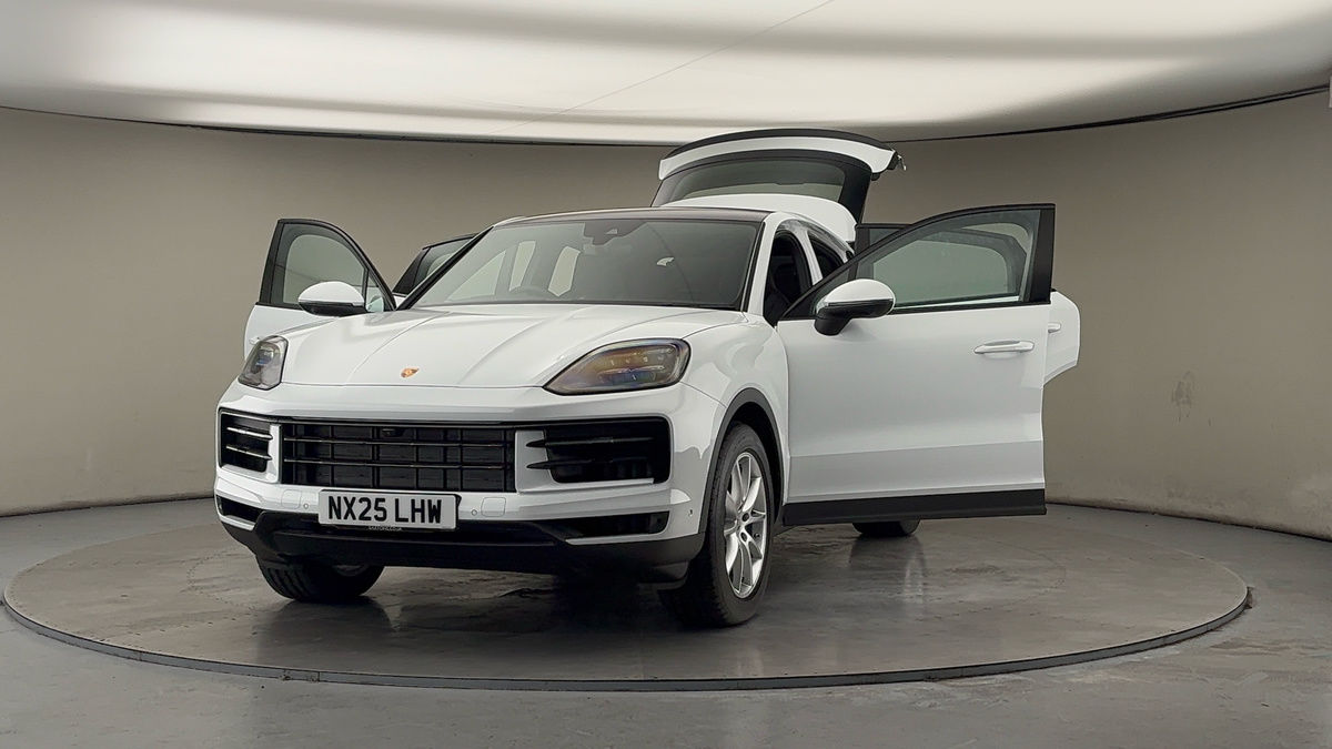 Used Porsche Cayenne 2025 for sale - 77749393: Photo 51