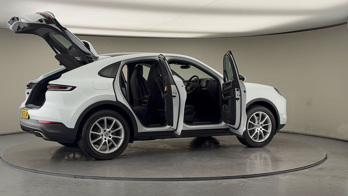 Used Porsche Cayenne 2025 for sale - 77749393: Photo 58