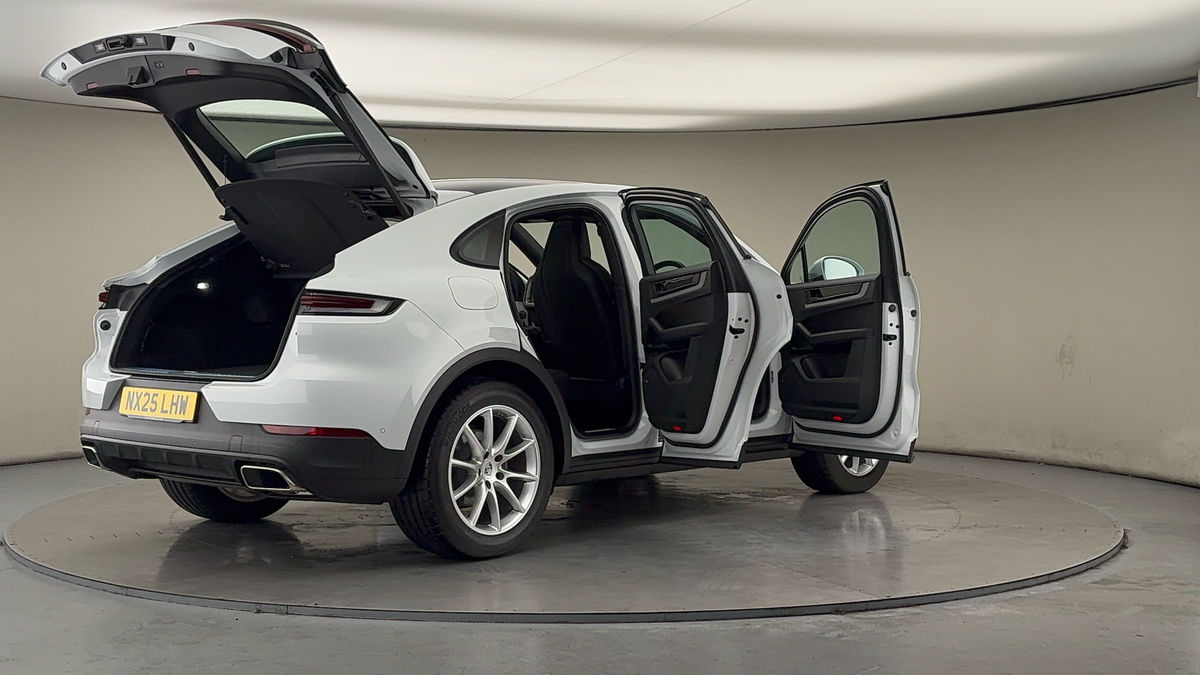 Used Porsche Cayenne 2025 for sale - 77749393: Photo 59