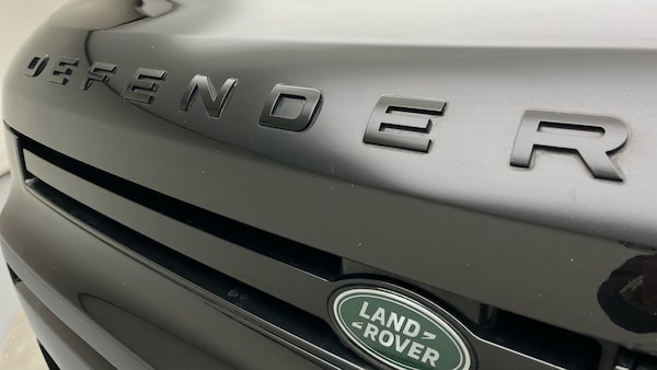 Used Land Rover Defender 90 2021 for sale - 76197991: Photo 24