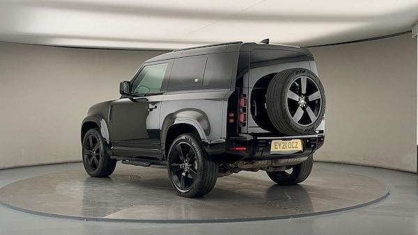 Used Land Rover Defender 90 2021 for sale - 76197991: Photo 2