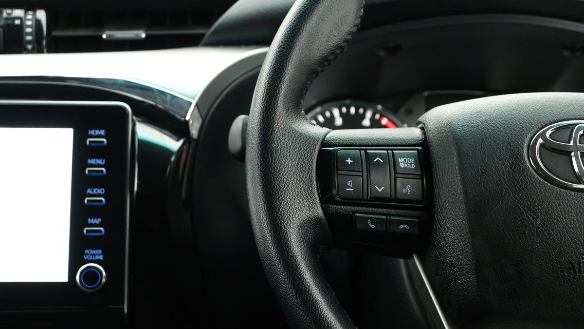 Used Toyota Hilux 2024 for sale - 75398536: Photo 14