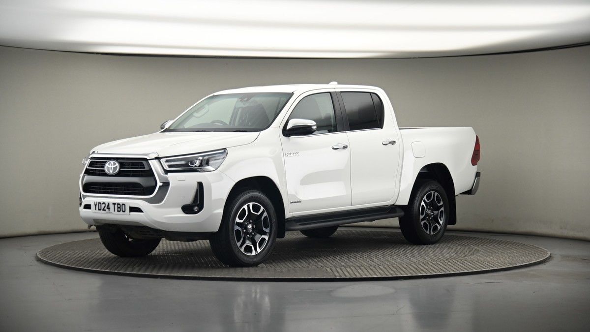 Used Toyota Hilux 2024 for sale - 75398536: Photo 32