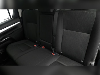 Used Toyota Hilux 2024 for sale - 75398536: Photo