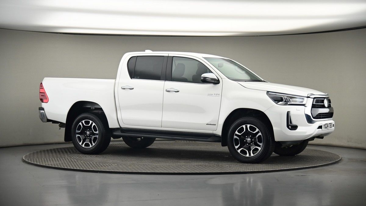 Used Toyota Hilux 2024 for sale - 75398536: Photo 5