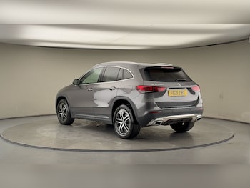 Used Mercedes-Benz GLA 2021 for sale - 77437969: Photo