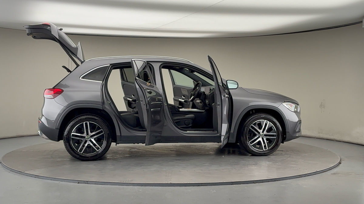 Used Mercedes-Benz GLA 2021 for sale - 77437969: Photo 56