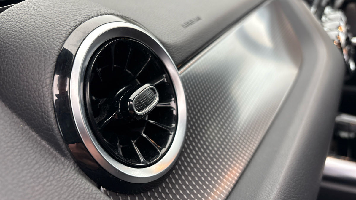 Used Mercedes-Benz GLA 2021 for sale - 77437969: Photo 6