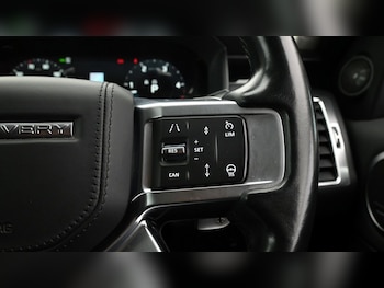 Used Land Rover Discovery 2022 for sale - 76520966: Photo