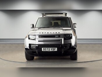 Used Land Rover Defender 130 2022 for sale - 77521803: Photo