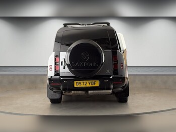 Used Land Rover Defender 130 2022 for sale - 77521803: Photo
