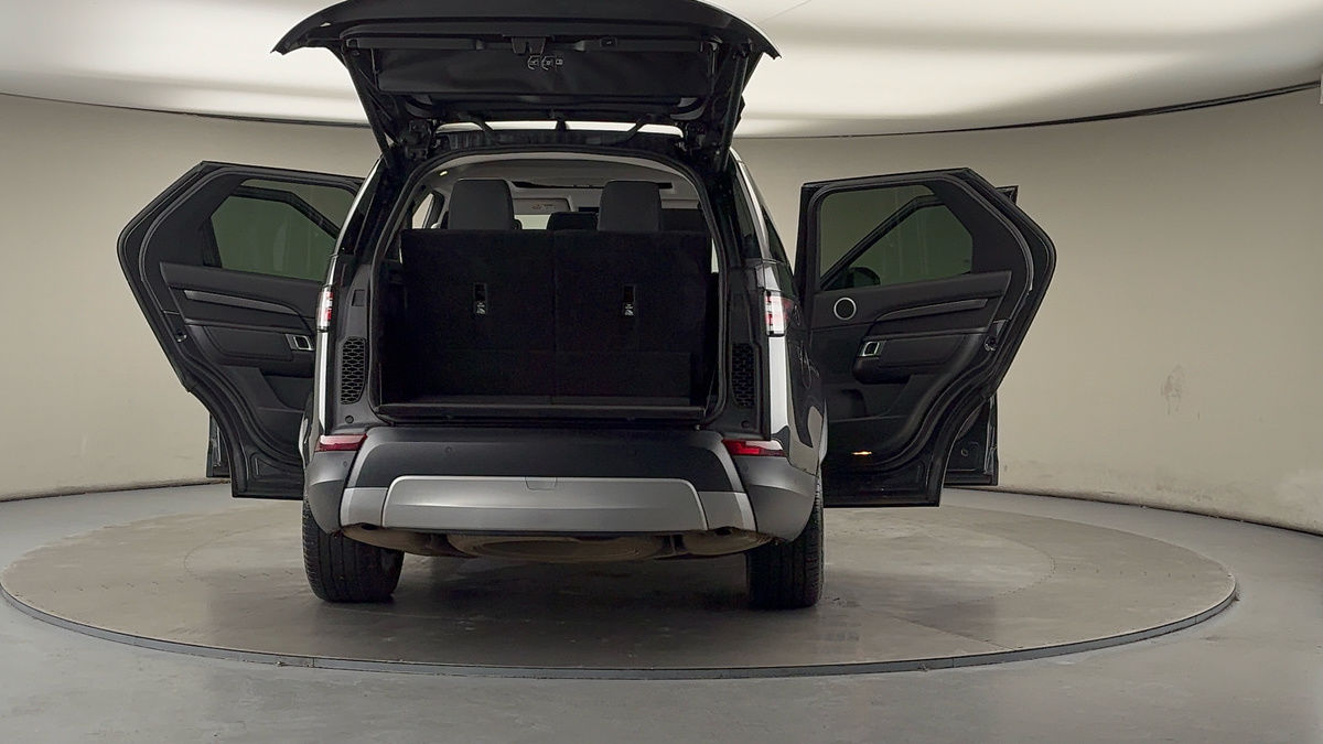 Used Land Rover Discovery 2019 for sale - 76896705: Photo 61