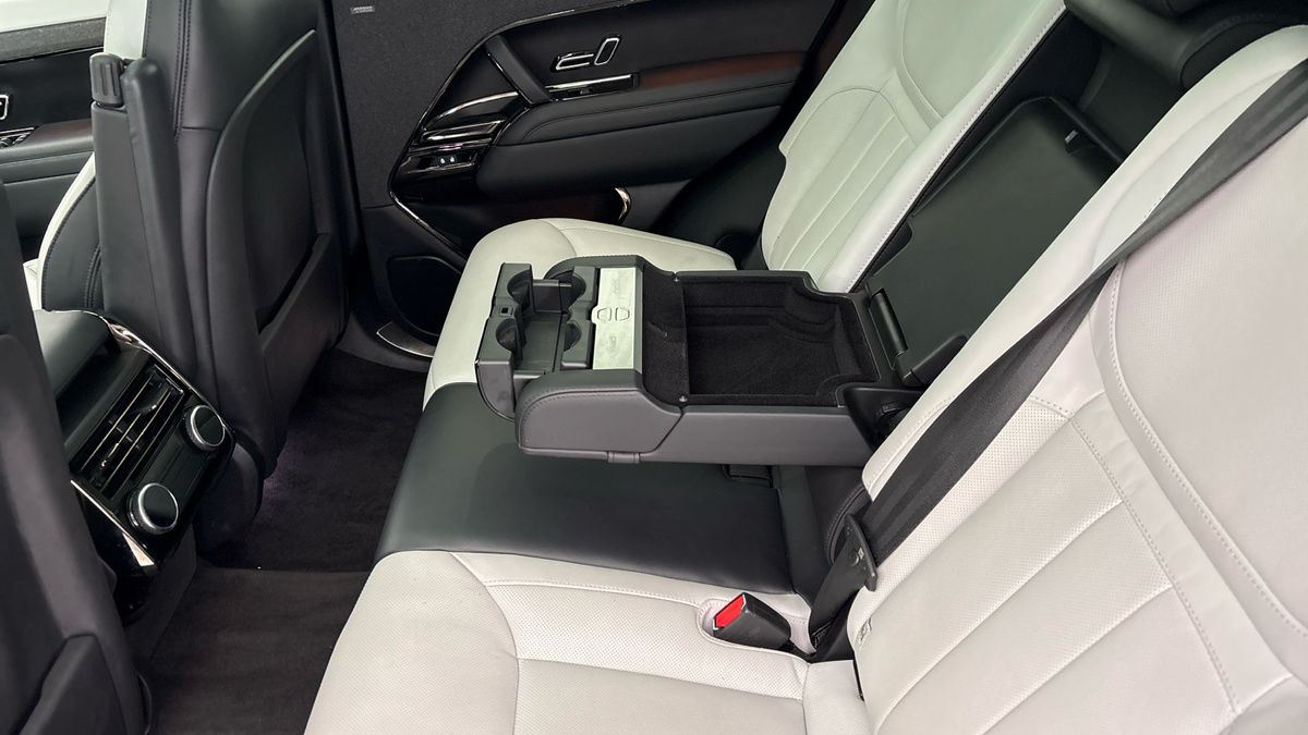 Used Land Rover Range Rover Sport 2024 for sale - 78182385: Photo 9