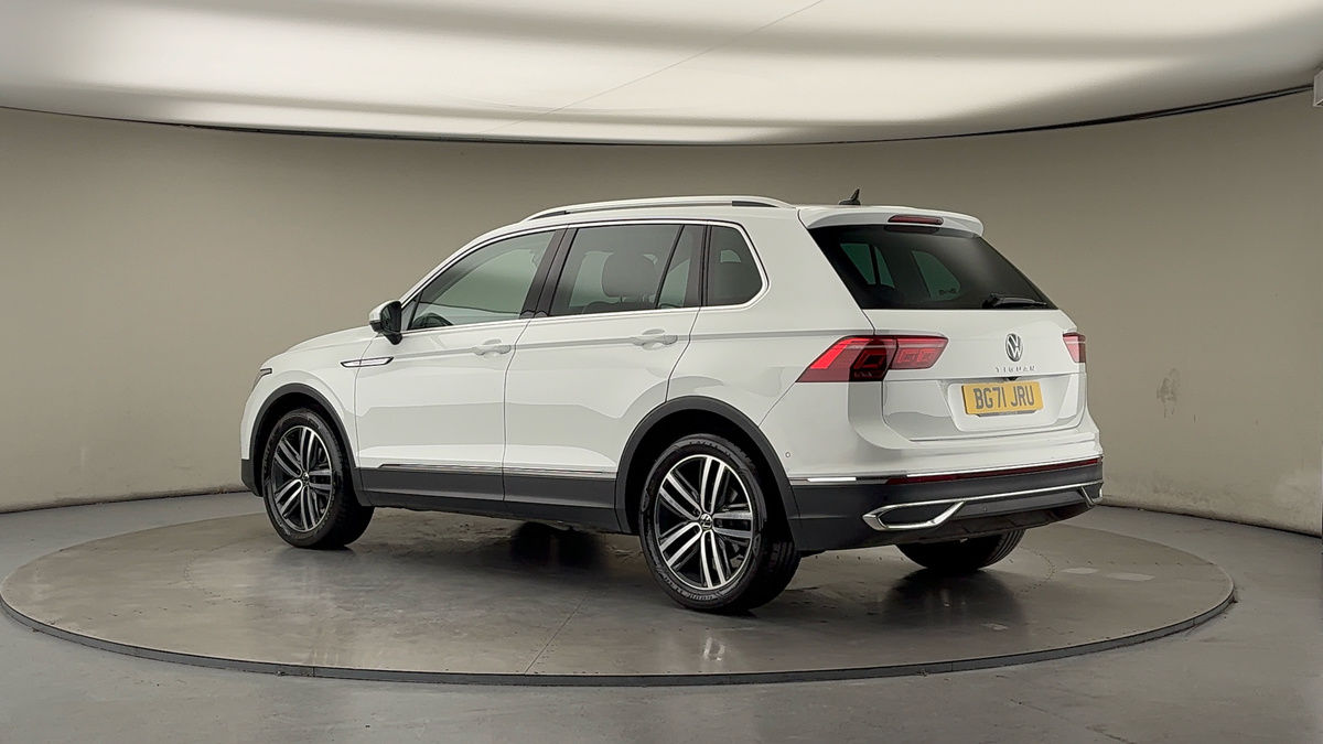 Used Volkswagen Tiguan 2021 for sale - 76784682: Photo 25