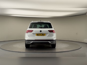 Used Volkswagen Tiguan 2021 for sale - 76784682: Photo