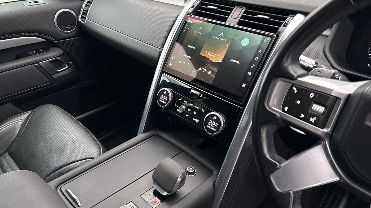 Used Land Rover Discovery 2021 for sale - 78018075: Photo 18