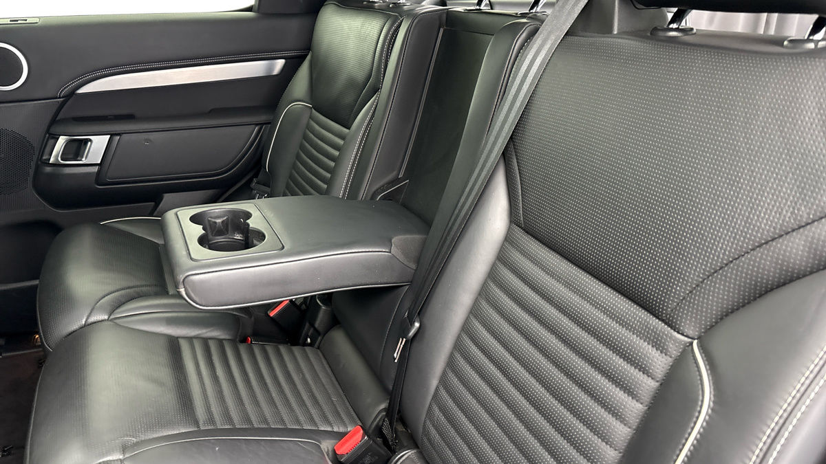 Used Land Rover Discovery 2021 for sale - 78018075: Photo 9