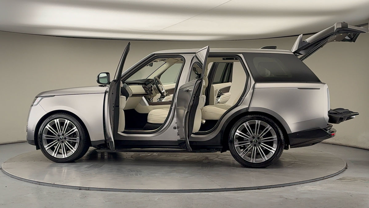 Used Land Rover Range Rover 2023 for sale - 77766123: Photo 48